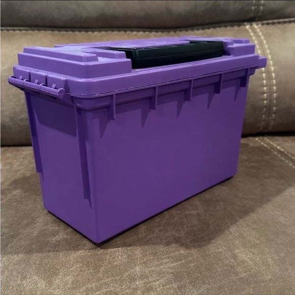 Sheffield Field Box - Picture 3 of 7